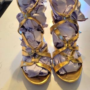 Cleaning out closet. Worn twice